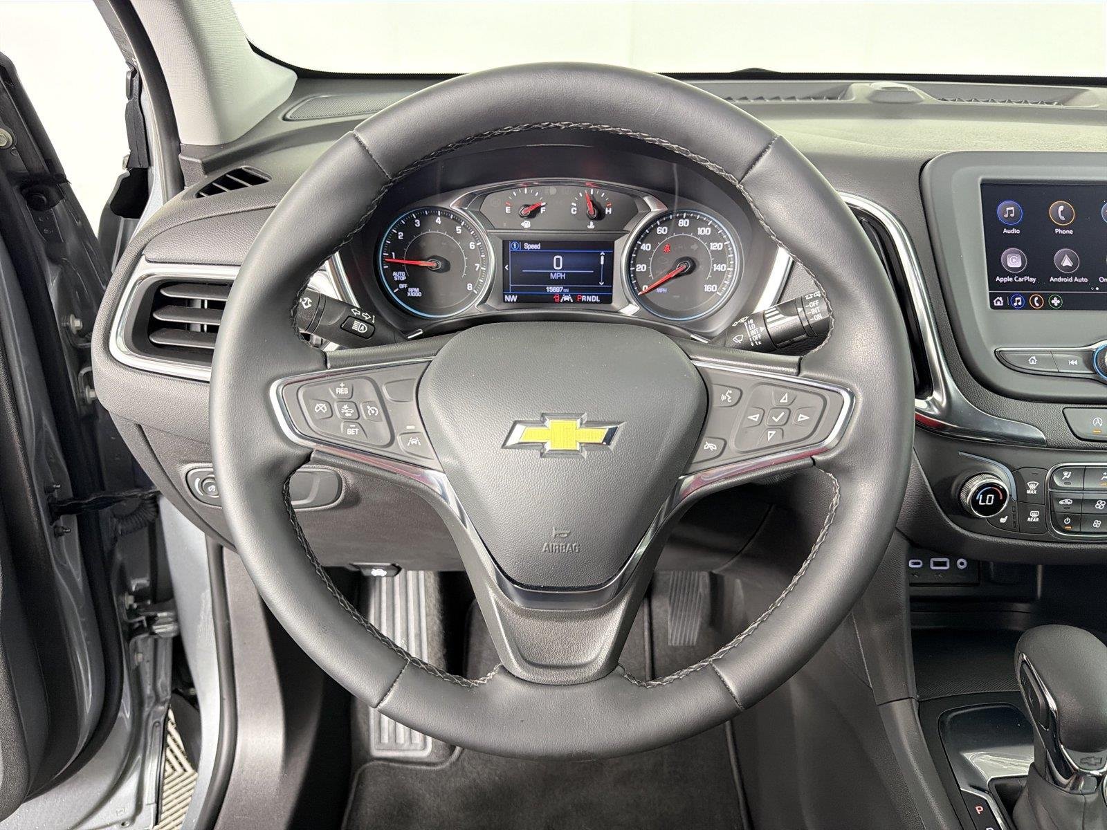 Used 2024 Chevrolet Equinox LT FWD image 22