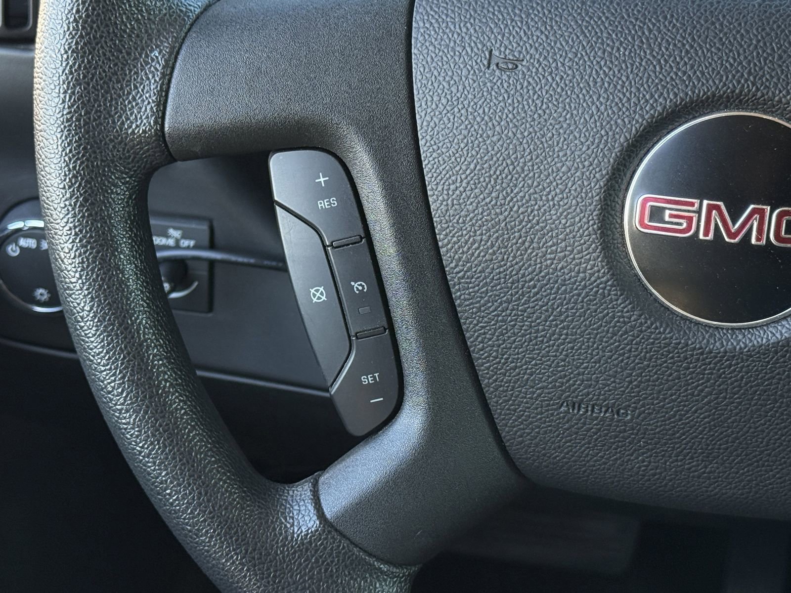 Used 2017 GMC Savana 2500 image 15