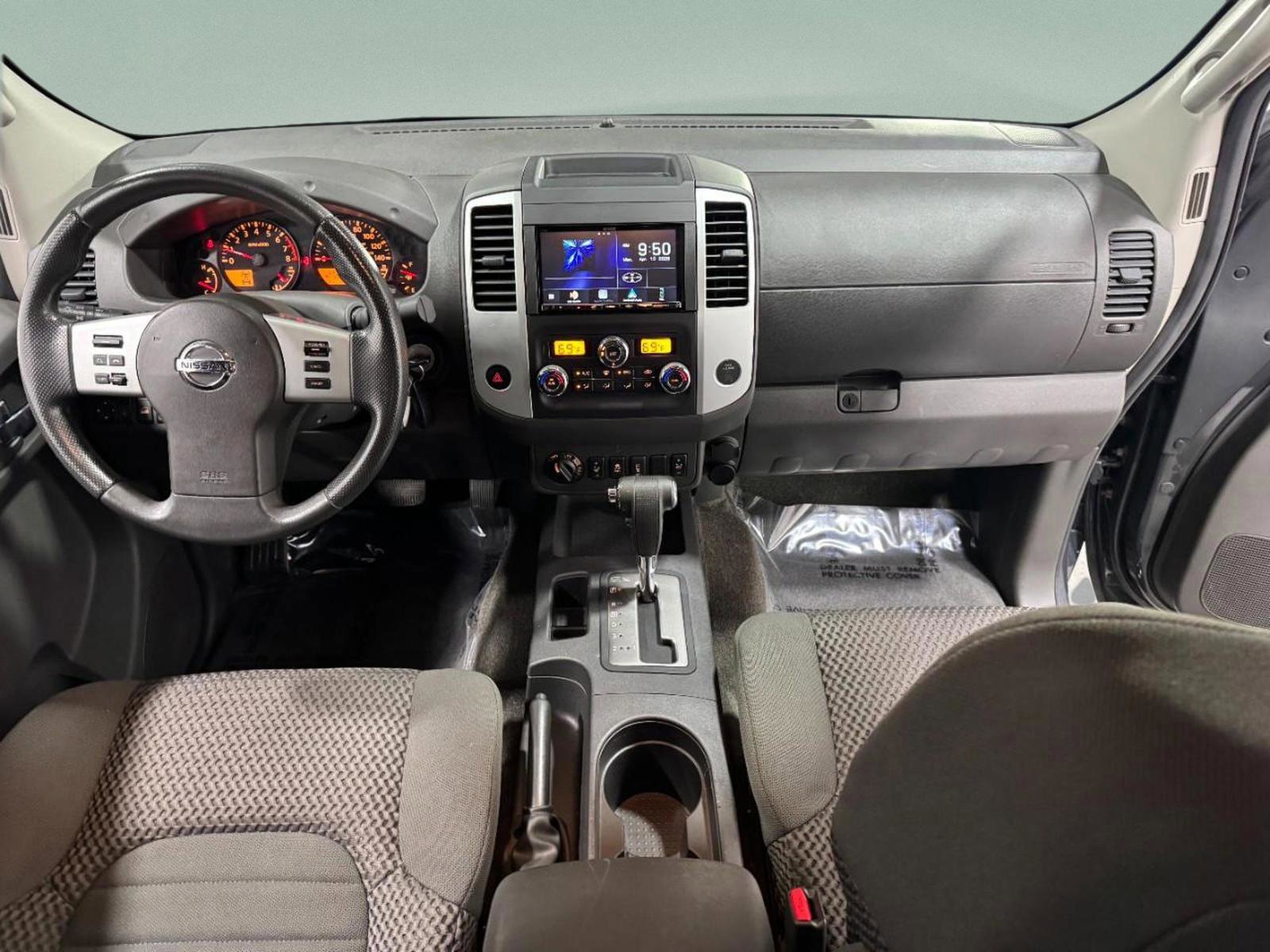 Used 2014 Nissan Frontier SV w/ SV Value Truck Package image 10