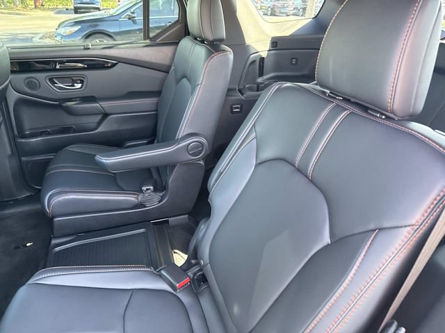 Certified 2025 Honda Pilot TrailSport image 14