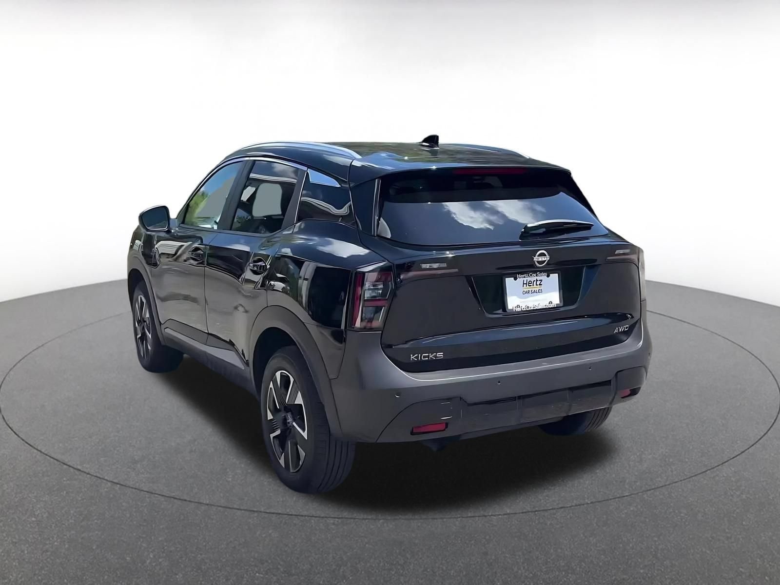 Used 2026 Nissan Kicks SV w/ Cold Weather Package AWD/4WD image 10