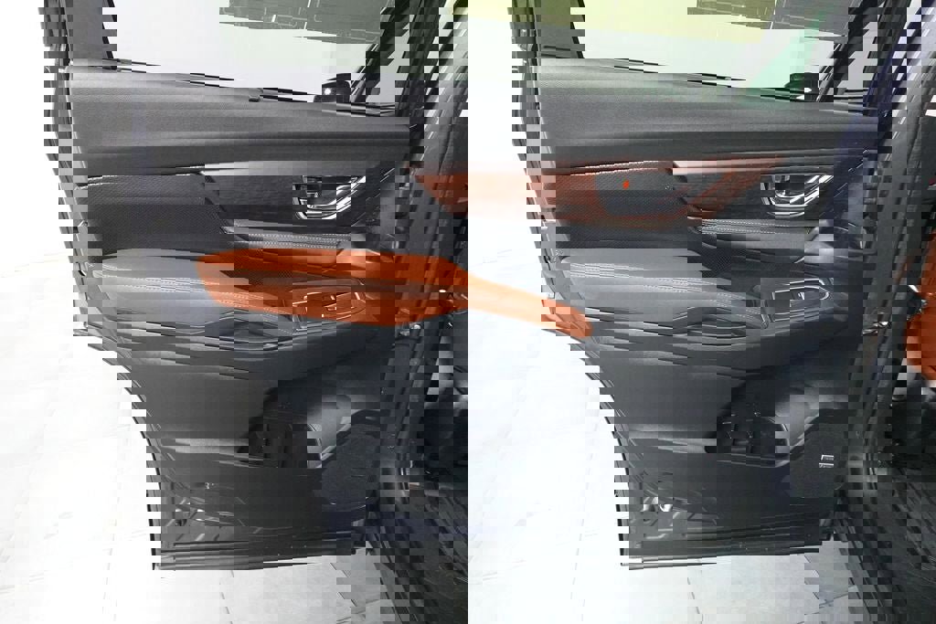 Used 2023 Subaru Ascent Touring image 25