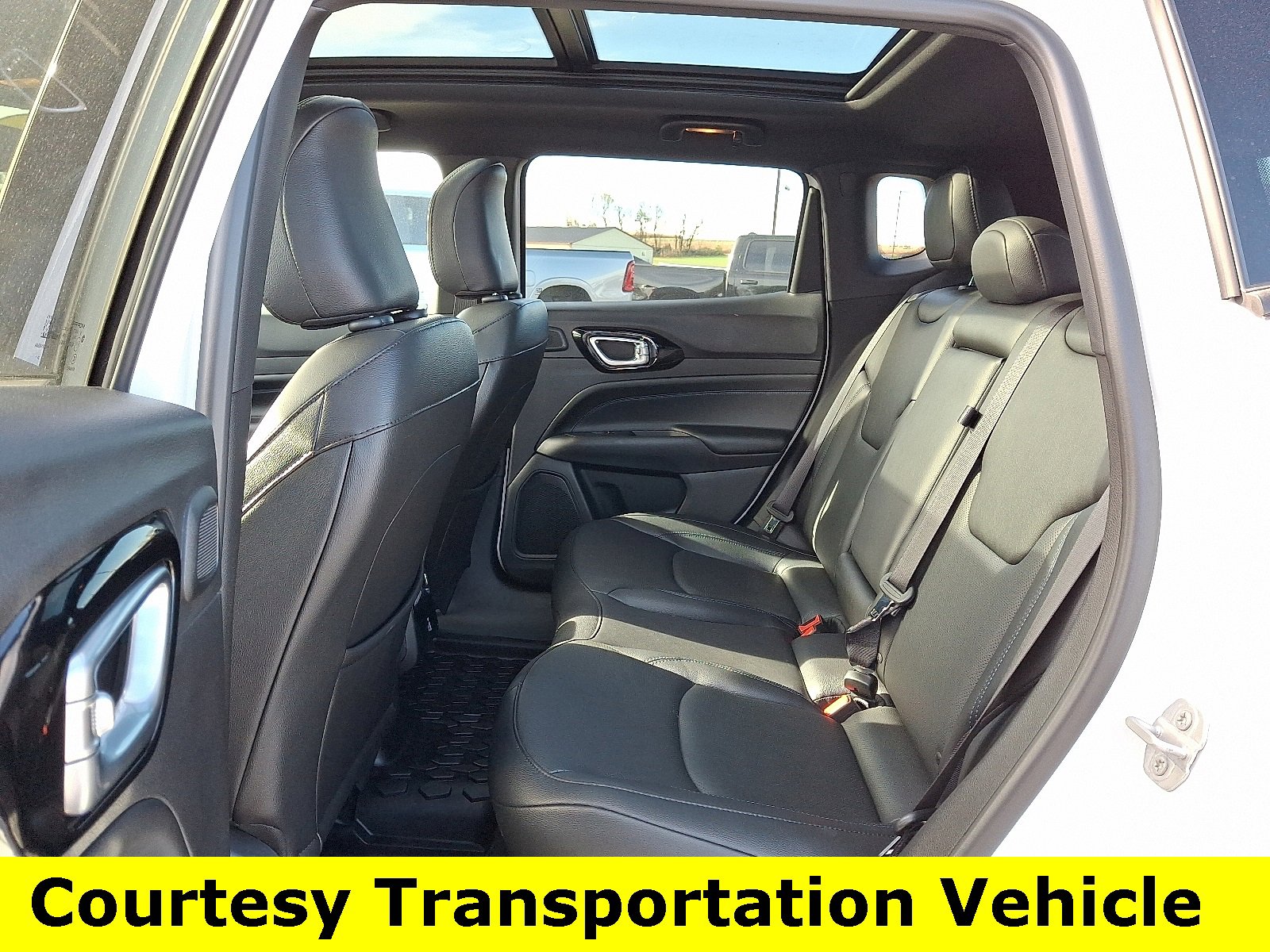 New 2025 Jeep Compass Limited w/ High Altitude Package image 6