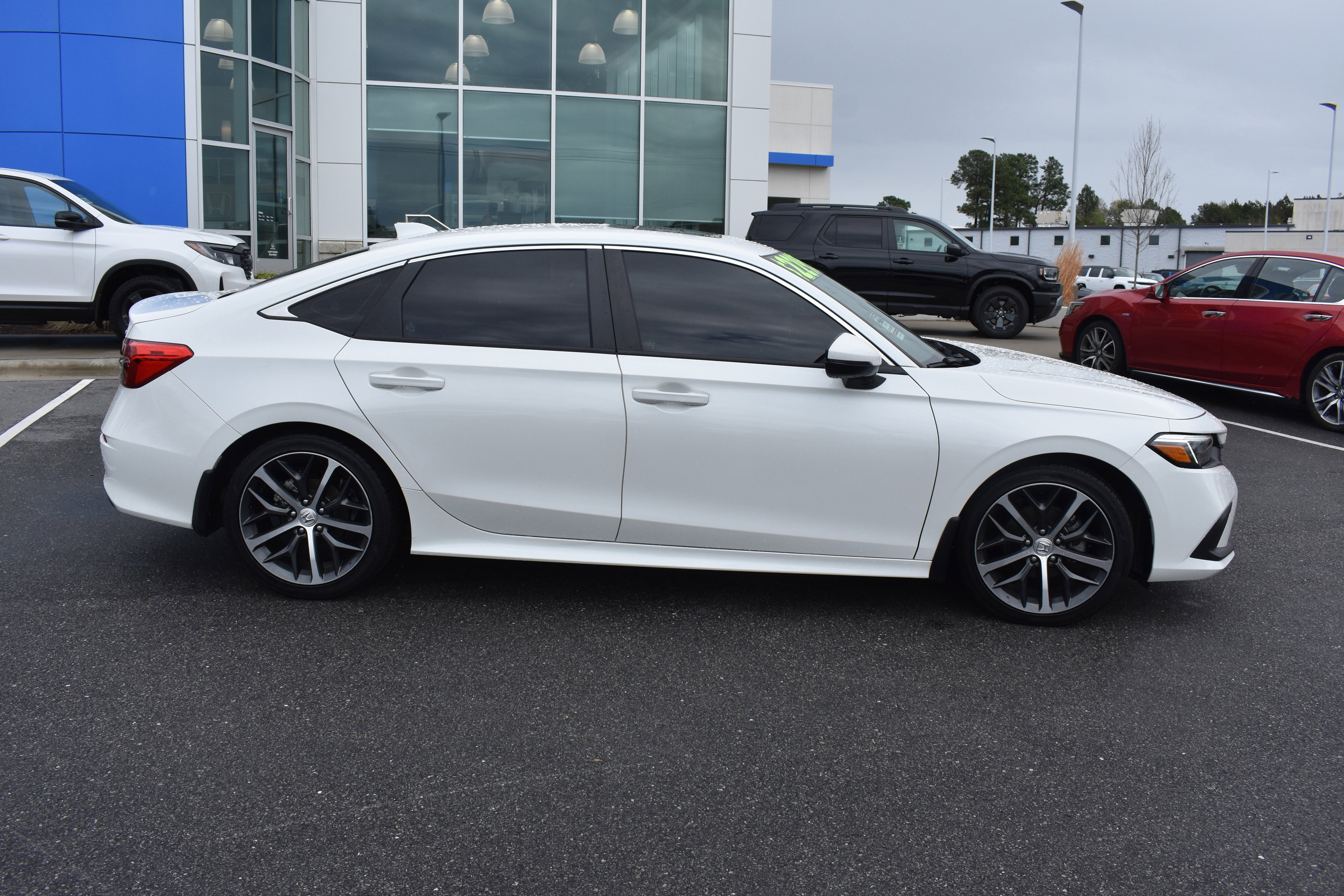 Certified 2023 Honda Civic Touring image 10