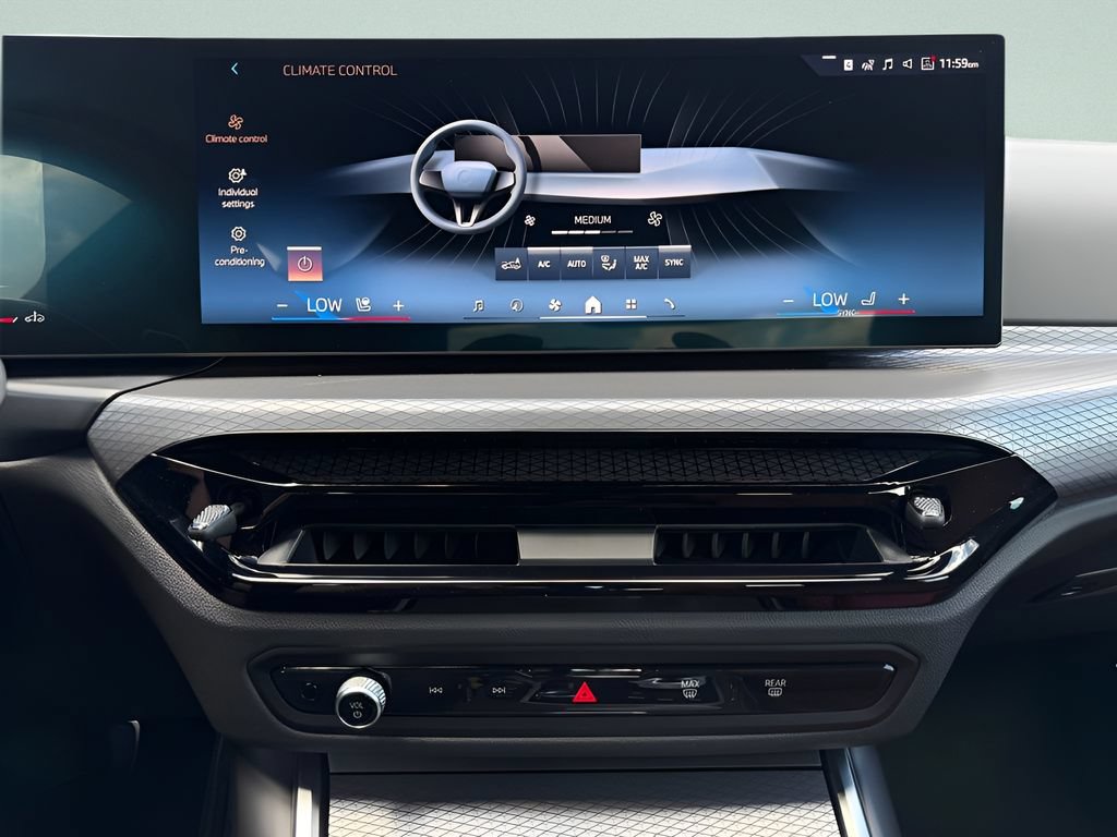 New 2026 BMW 330i Sedan w/ M Sport Package RWD image 18