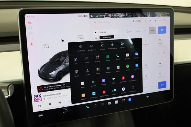 Used 2021 Tesla Model Y Long Range AWD/4WD image 39