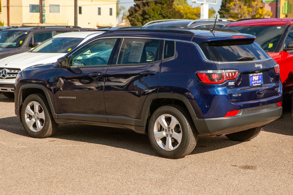 Used 2018 Jeep Compass Latitude AWD/4WD image 7