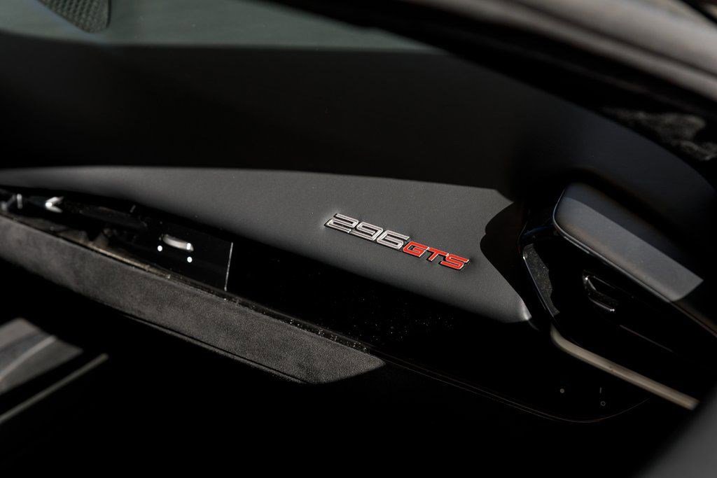 Used 2024 Ferrari 296 GTS image 39