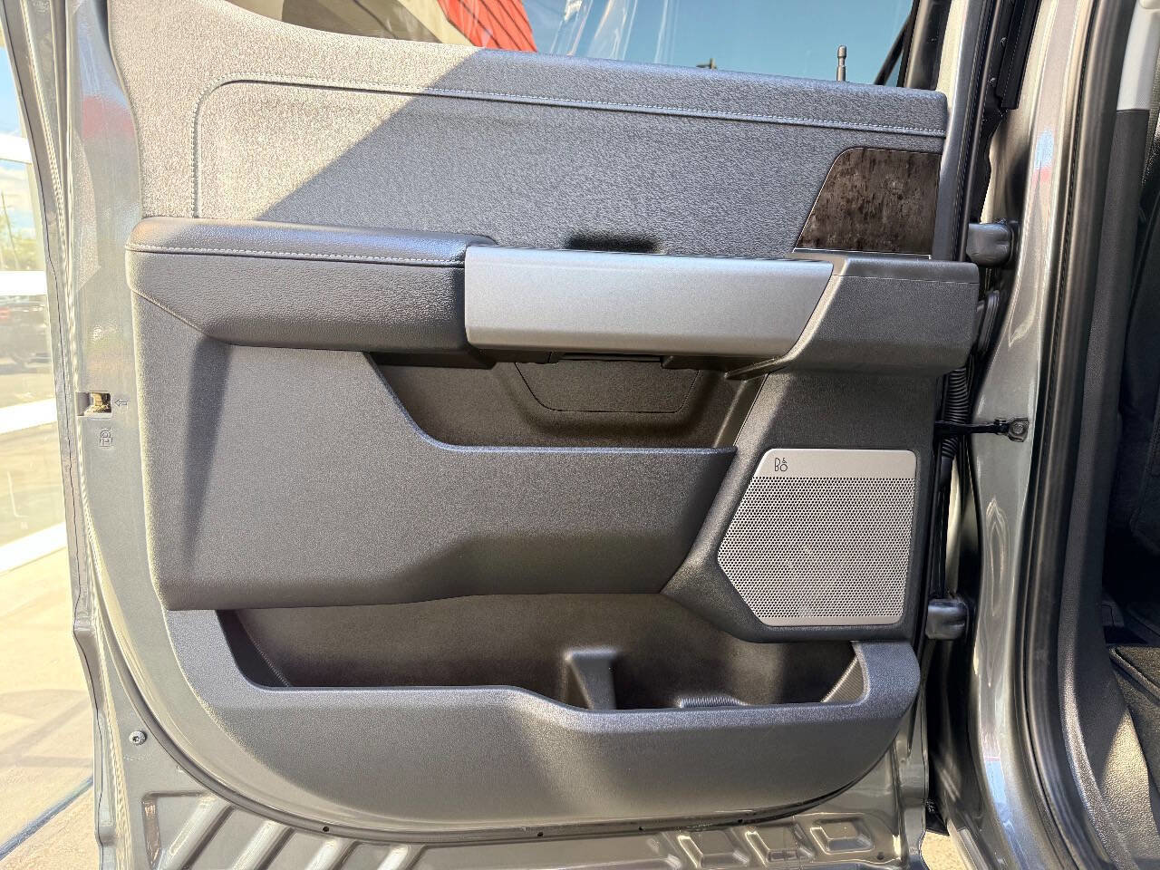 Used 2025 Ford F250 Lariat w/ Lariat Ultimate Package image 36