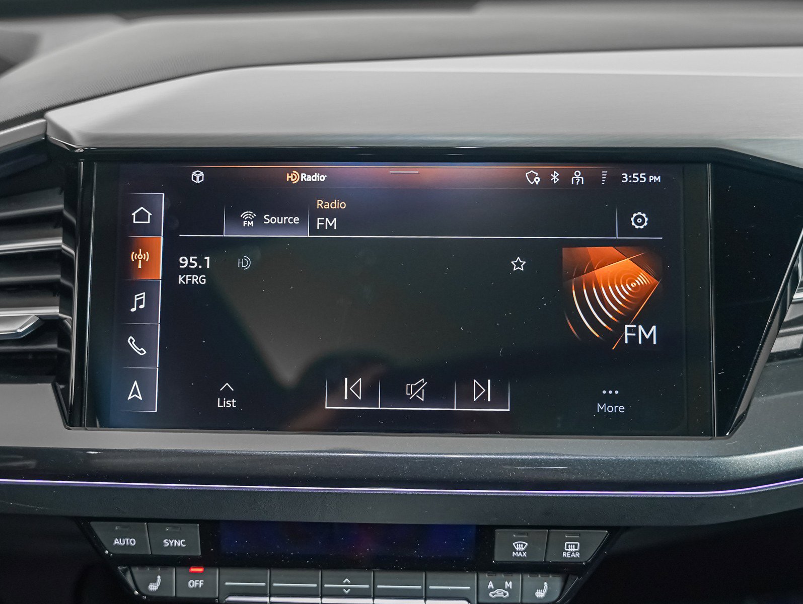 Certified 2023 Audi Q4 e-tron Premium Plus w/ Premium Plus AWD/4WD image 16