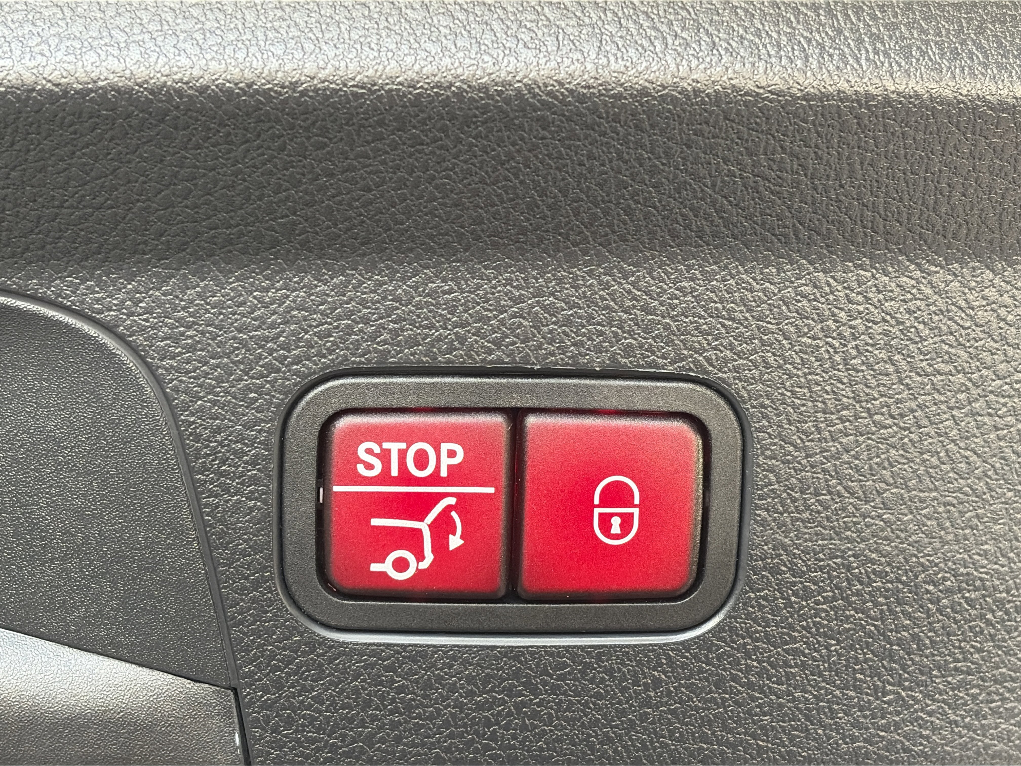 Used 2024 Mercedes-Benz GLE 53 AMG 4MATIC Coupe image 15