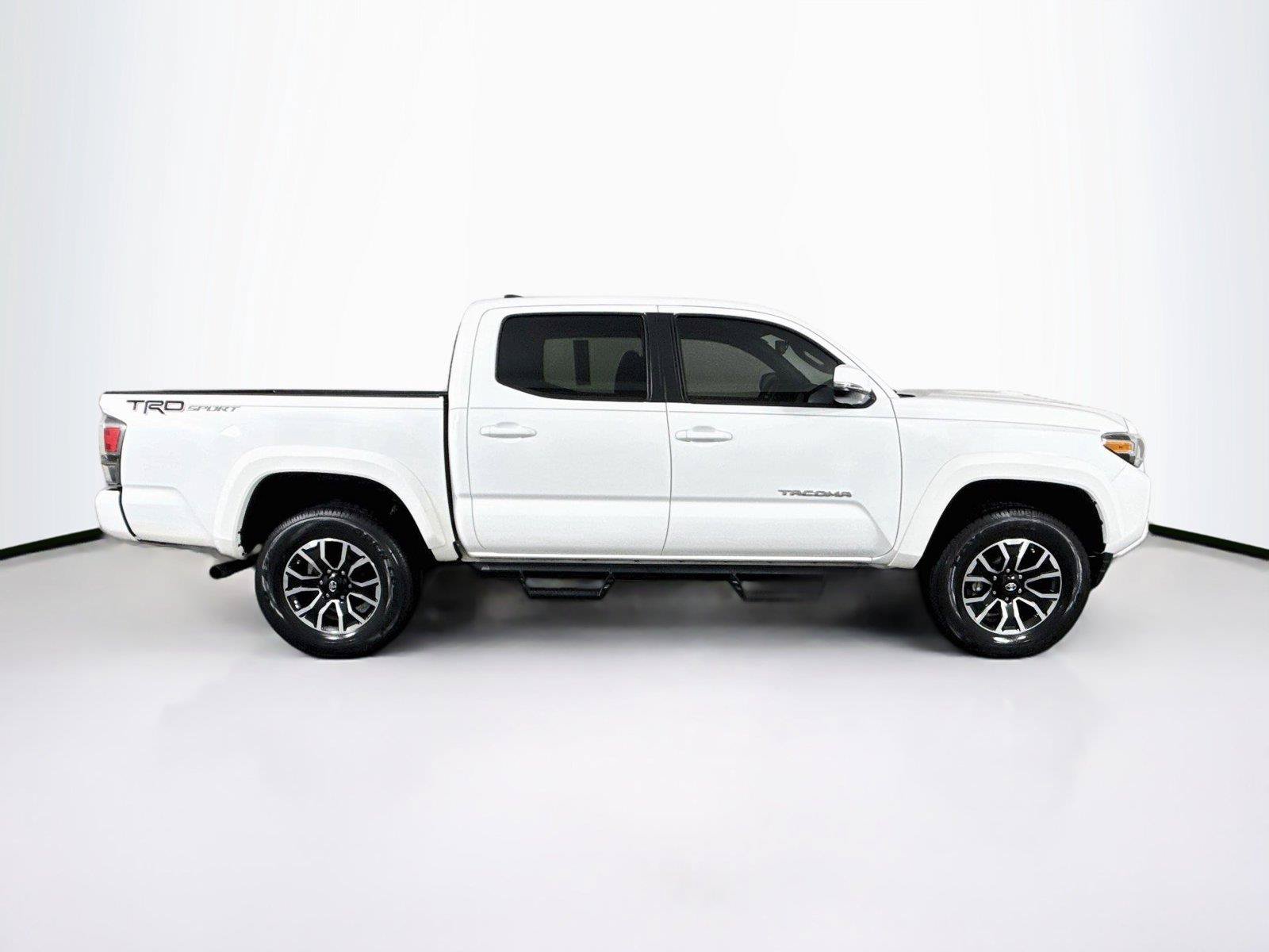 Certified 2020 Toyota Tacoma TRD Sport RWD image 9