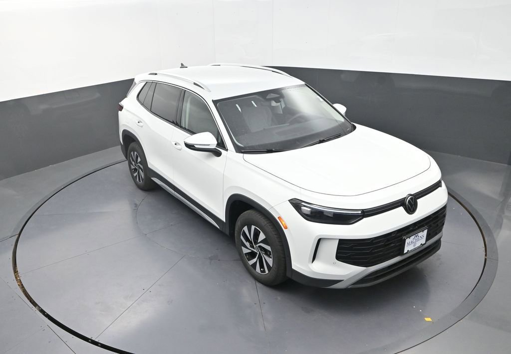 New 2026 Volkswagen Tiguan S image 11