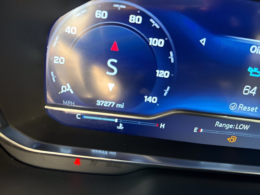 Used 2023 Chevrolet Tahoe Premier AWD/4WD image 19