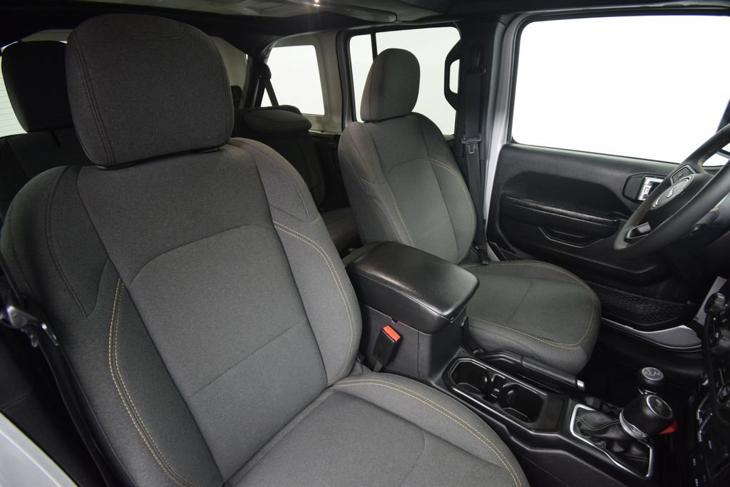 Used 2024 Jeep Wrangler Unlimited Sport AWD/4WD image 19