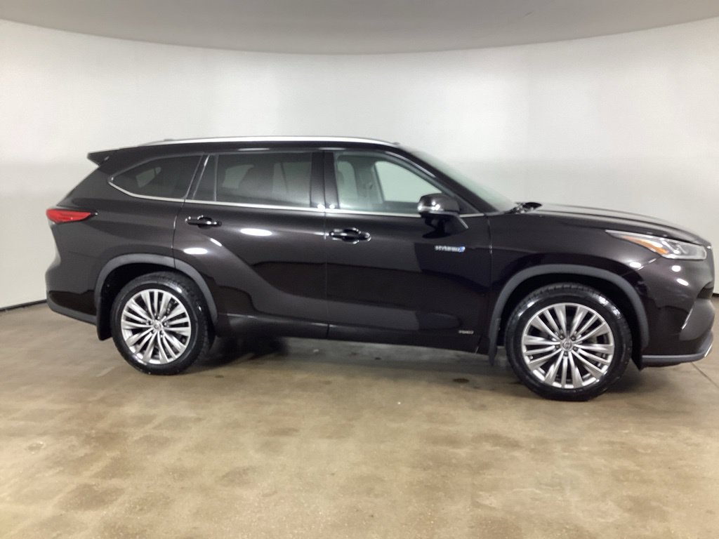 Used 2021 Toyota Highlander Platinum AWD/4WD image 4