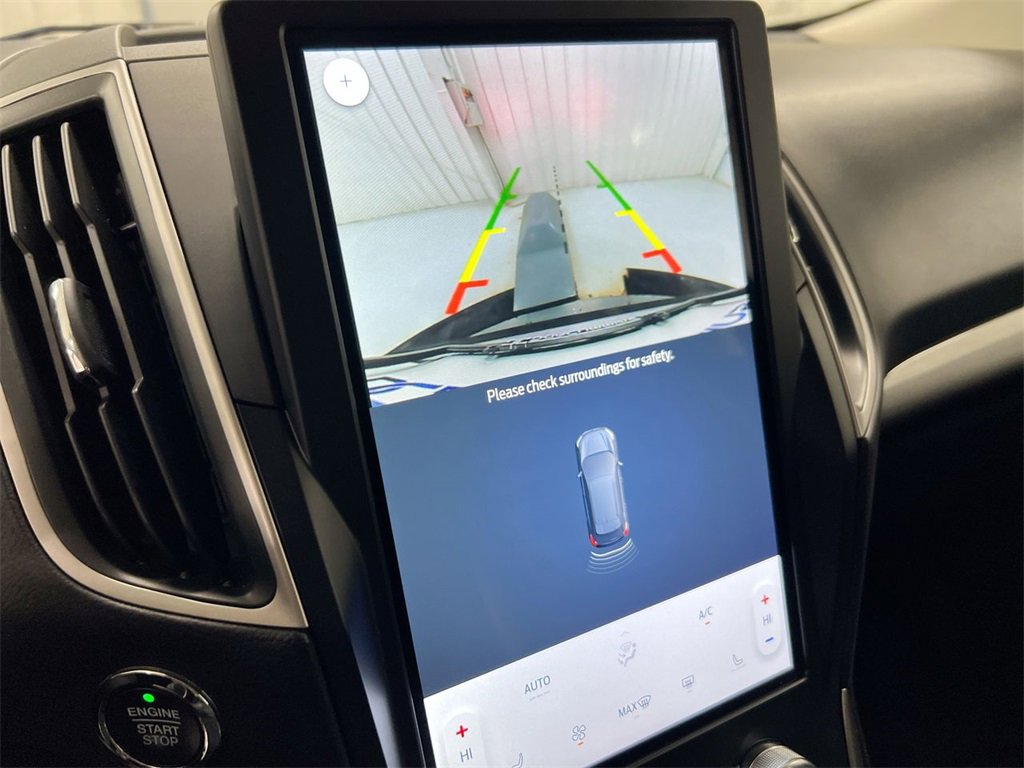 Used 2023 Ford Edge SEL image 15