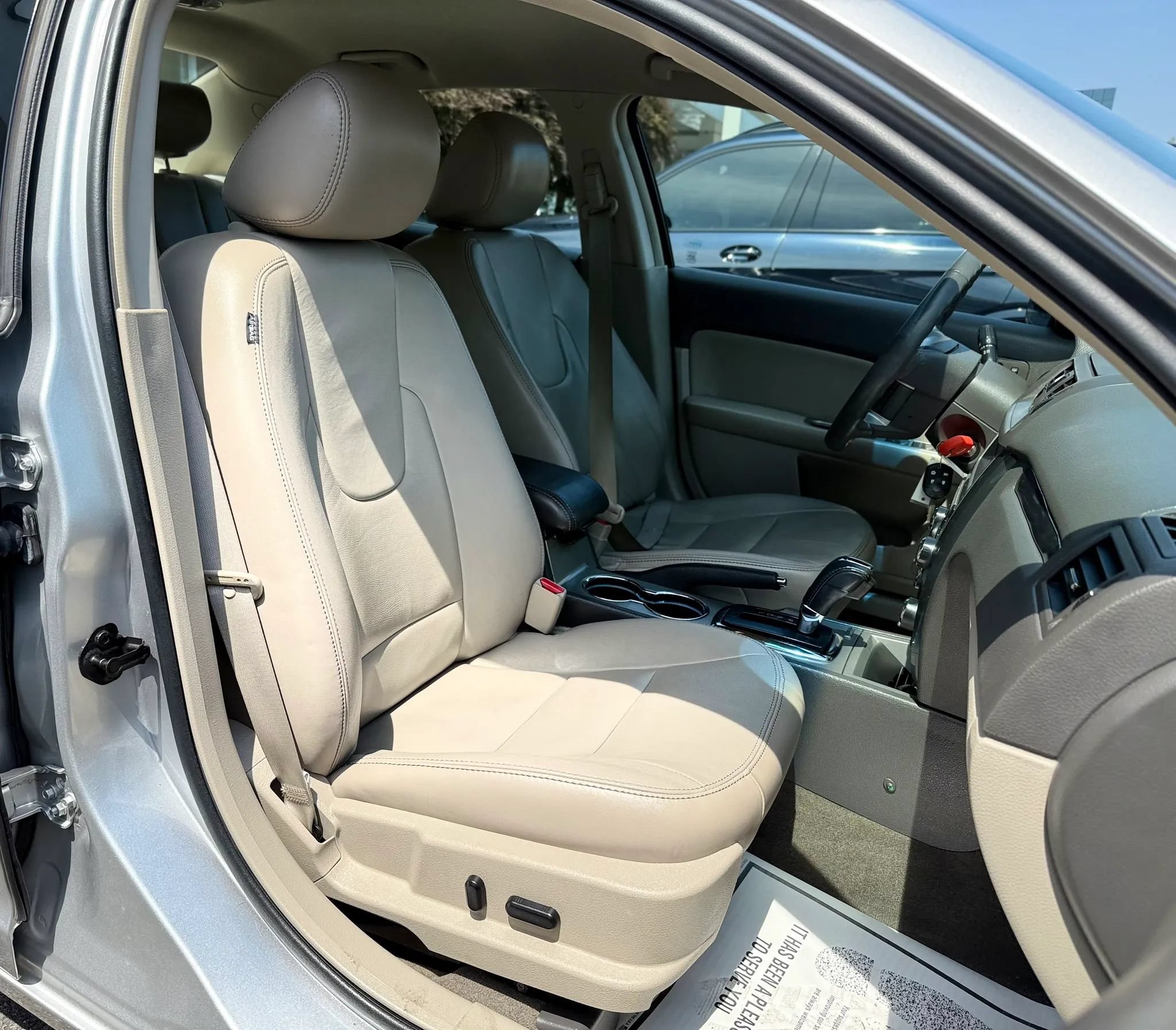 Used 2011 Ford Fusion SEL FWD image 34