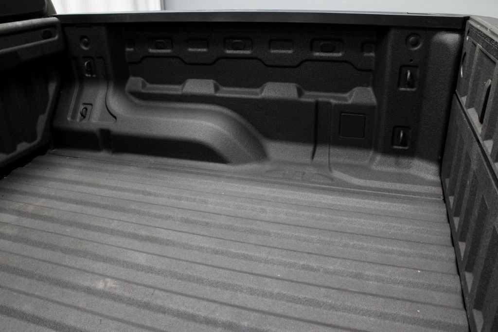 Used 2025 Chevrolet Colorado Trail Boss AWD/4WD image 14