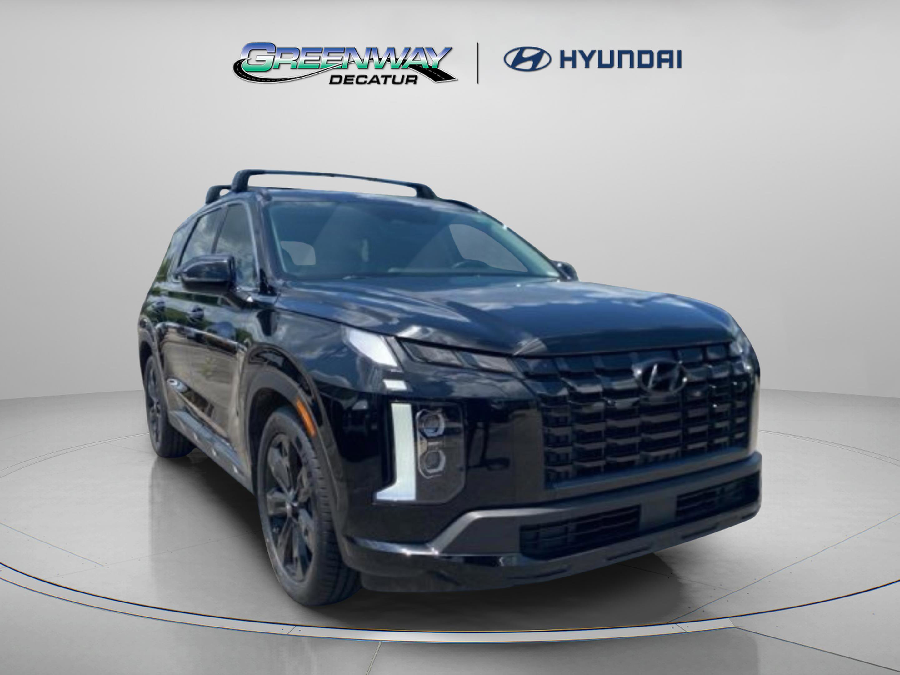 Used 2024 Hyundai Palisade XRT FWD image 2