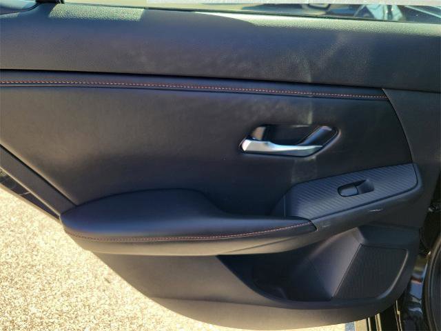 Certified 2023 Nissan Sentra SR w/ Trunk Package image 17