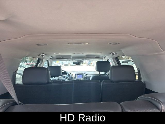 Used 2019 Chevrolet Suburban LT image 14