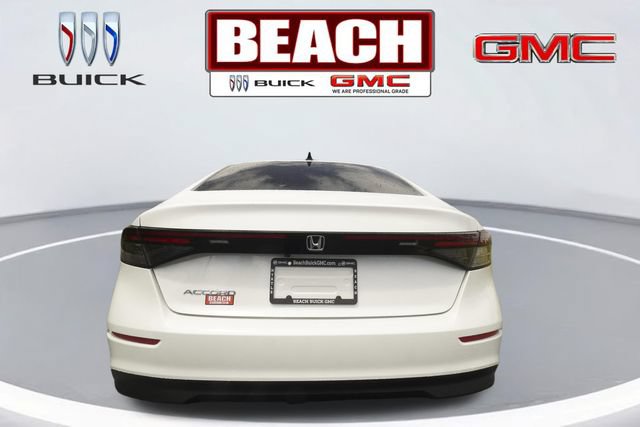 Used 2025 Honda Accord SE image 4