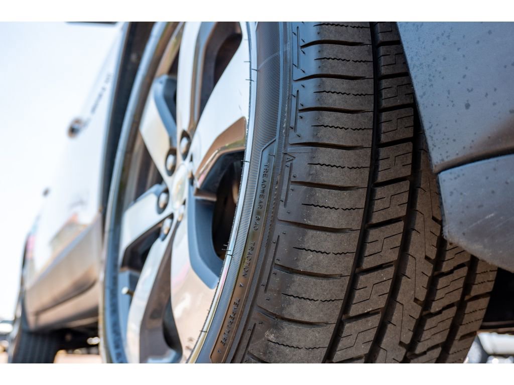 Used 2019 Chevrolet Traverse LT w/ LT Premium Package image 9