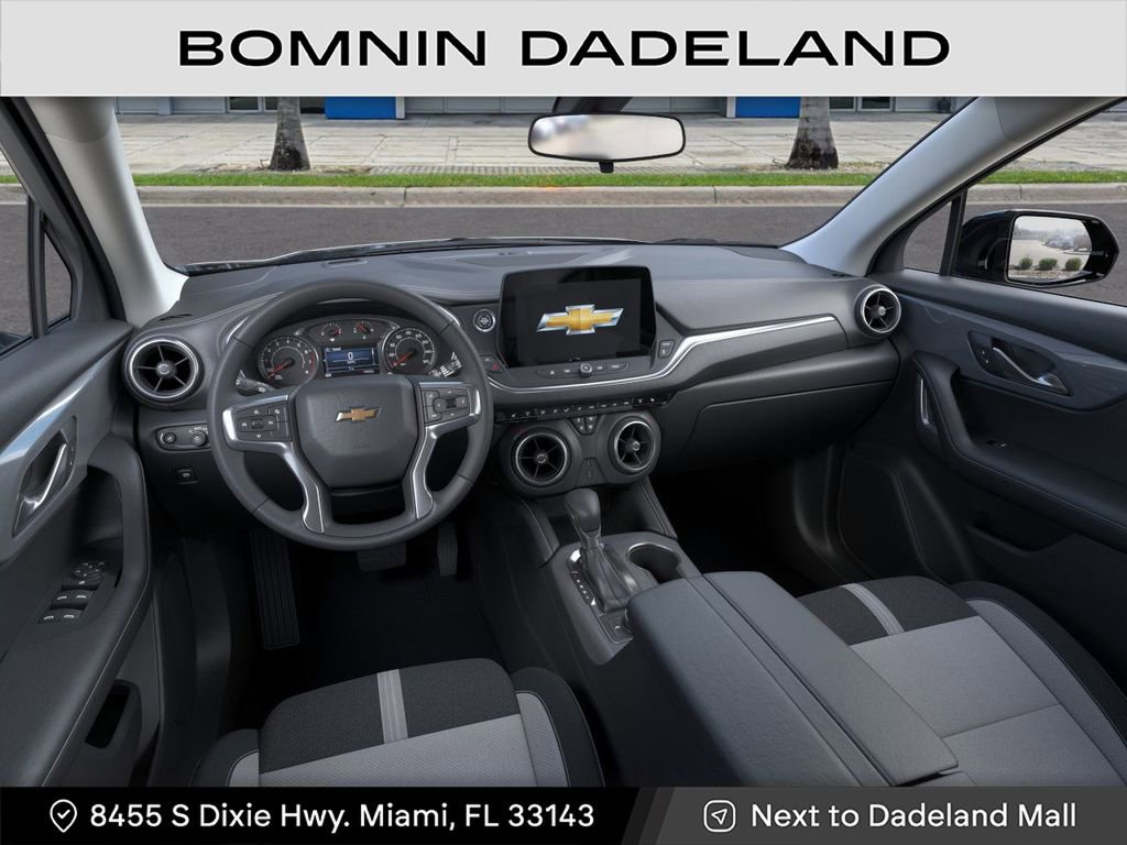 New 2025 Chevrolet Blazer LT image 16