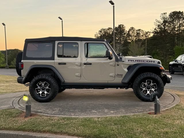 Used 2022 Jeep Wrangler Unlimited Rubicon w/ Cold Weather Group AWD/4WD image 8