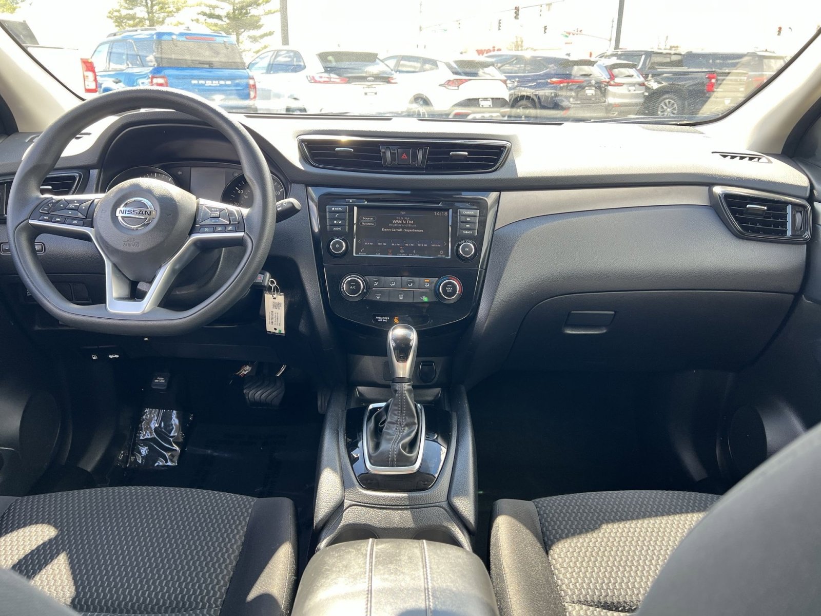 Used 2021 Nissan Rogue Sport S image 22