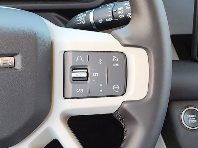 Used 2024 Land Rover Defender 110 S image 28