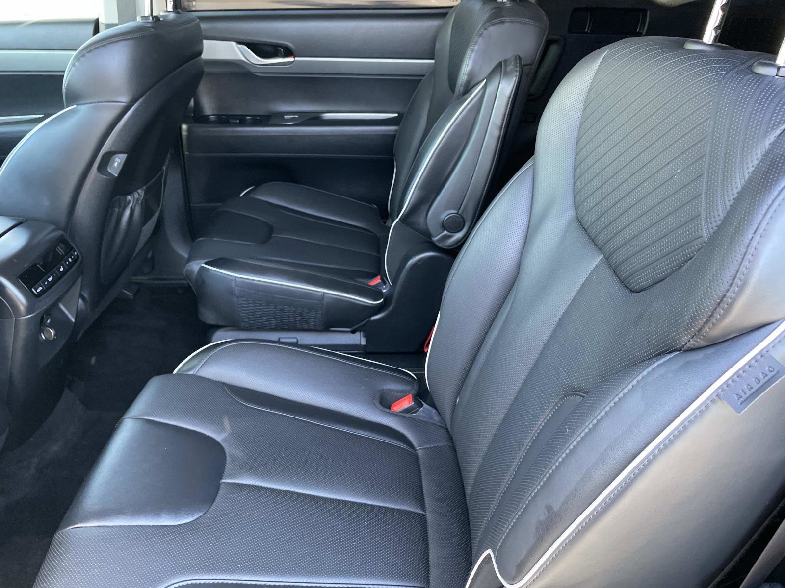 Used 2024 Hyundai Palisade SEL image 25