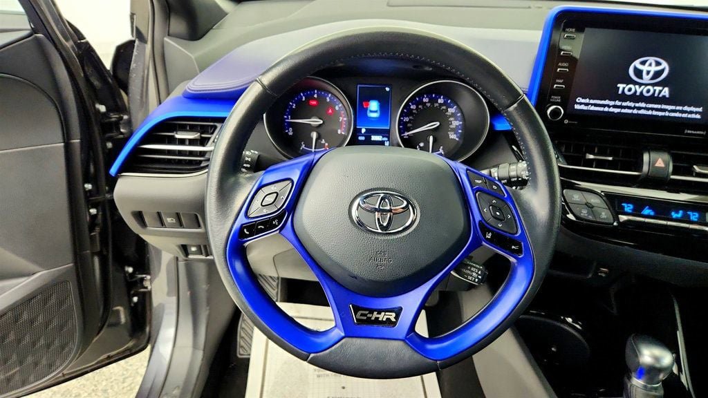 Used 2021 Toyota C-HR XLE FWD image 13