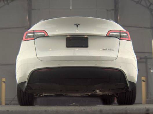 Used 2020 Tesla Model Y Long Range AWD/4WD image 6