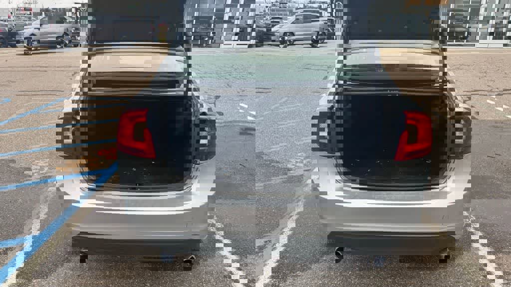 Used 2013 Volvo S60 T5 image 15