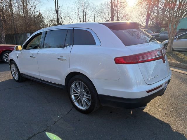 Used 2018 Lincoln MKT AWD w/ Technology Package image 5