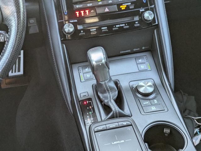 Used 2022 Lexus IS 350 F Sport w/ Dynamic Handling Package AWD/4WD image 15