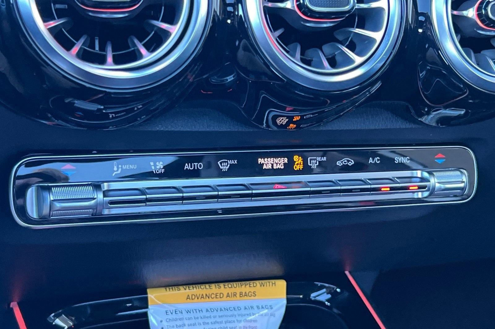 New 2026 Mercedes-Benz GLB 35 AMG 4MATIC image 18