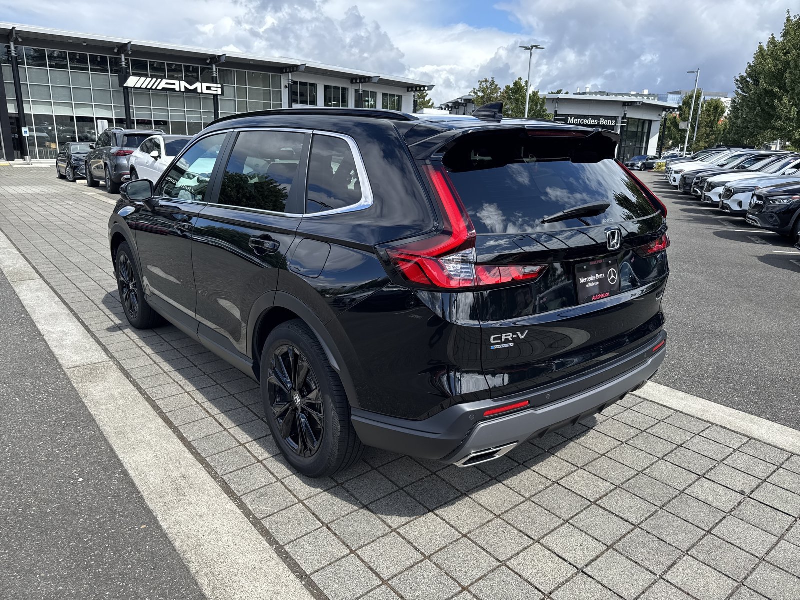 Used 2023 Honda CR-V Sport Touring image 7