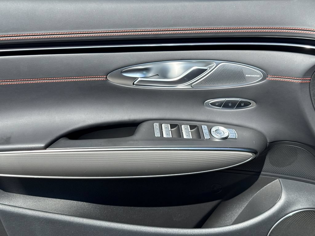 New 2027 Genesis GV70 2.5T Sport Prestige AWD/4WD image 10