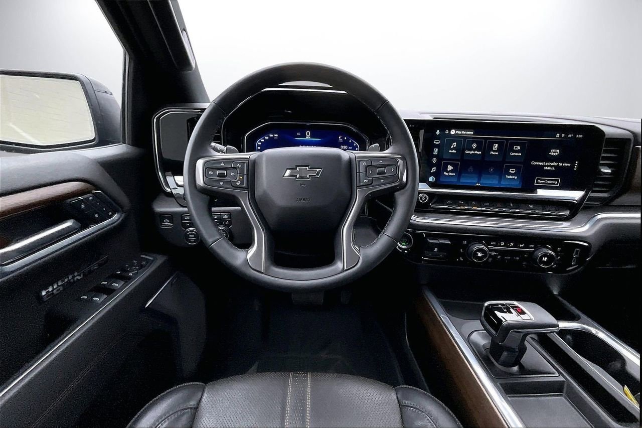Used 2025 Chevrolet Silverado 1500 High Country w/ Midnight Edition image 11