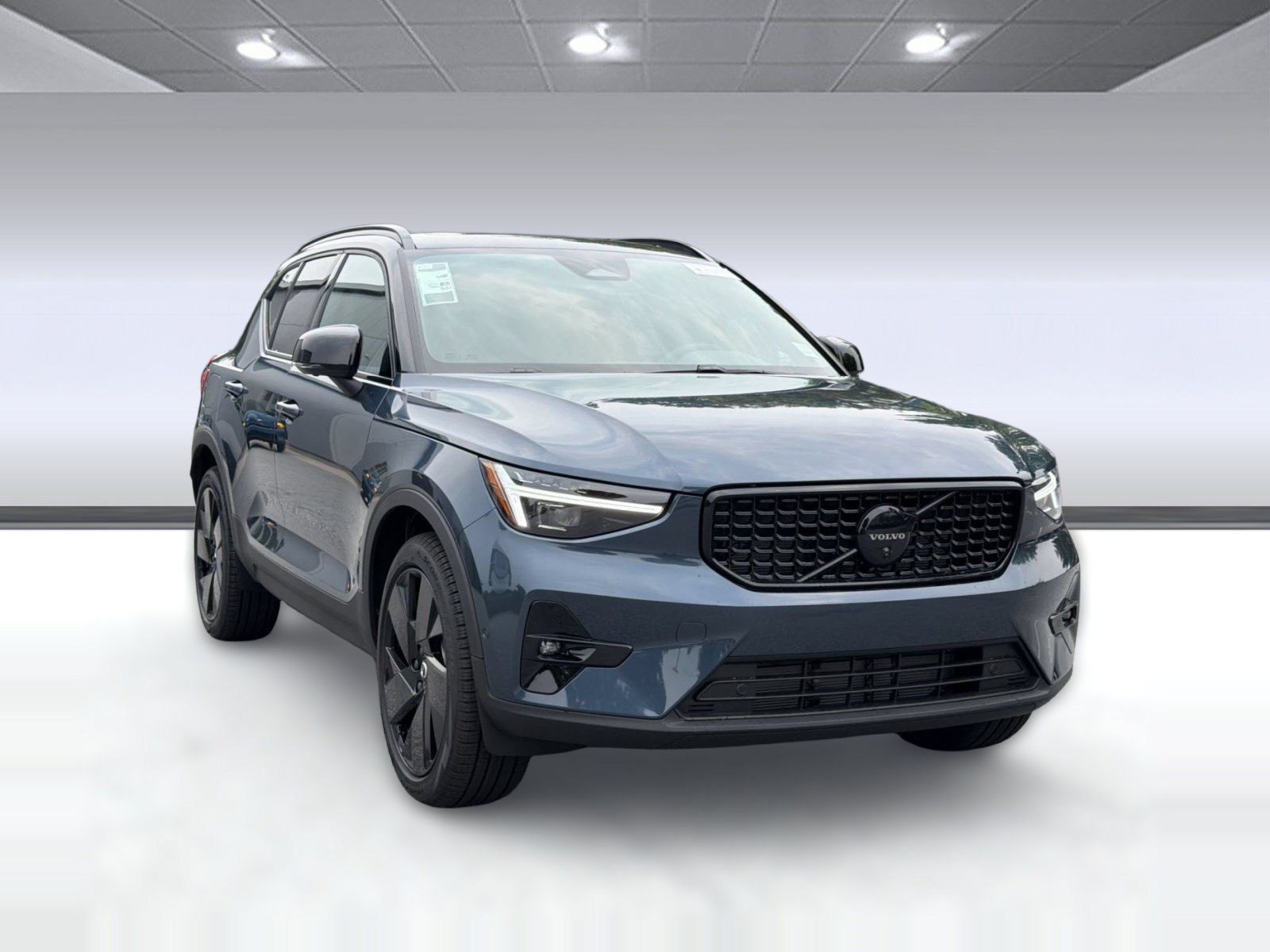 New 2026 Volvo XC40 B5 Ultra w/ Protection Package Premier AWD/4WD image 7