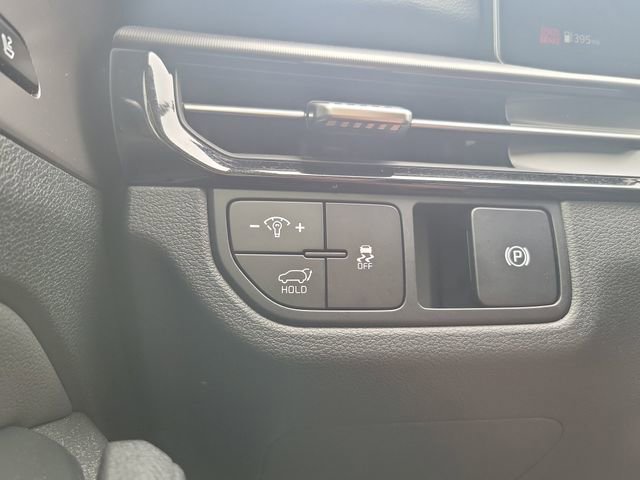 New 2026 Kia Sportage SX FWD image 31