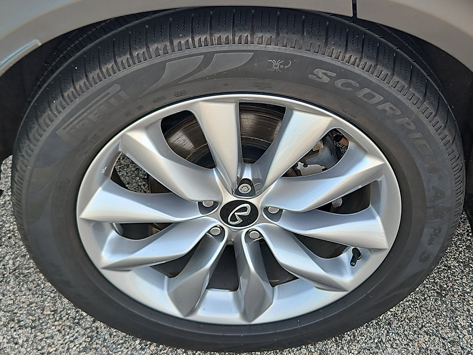 Used 2020 INFINITI QX50 Luxe w/ Navigation Package AWD/4WD image 10