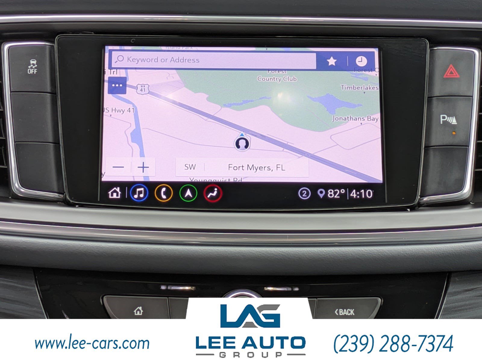 Used 2020 Buick Enclave Essence w/ Sound and Sites Package FWD image 18