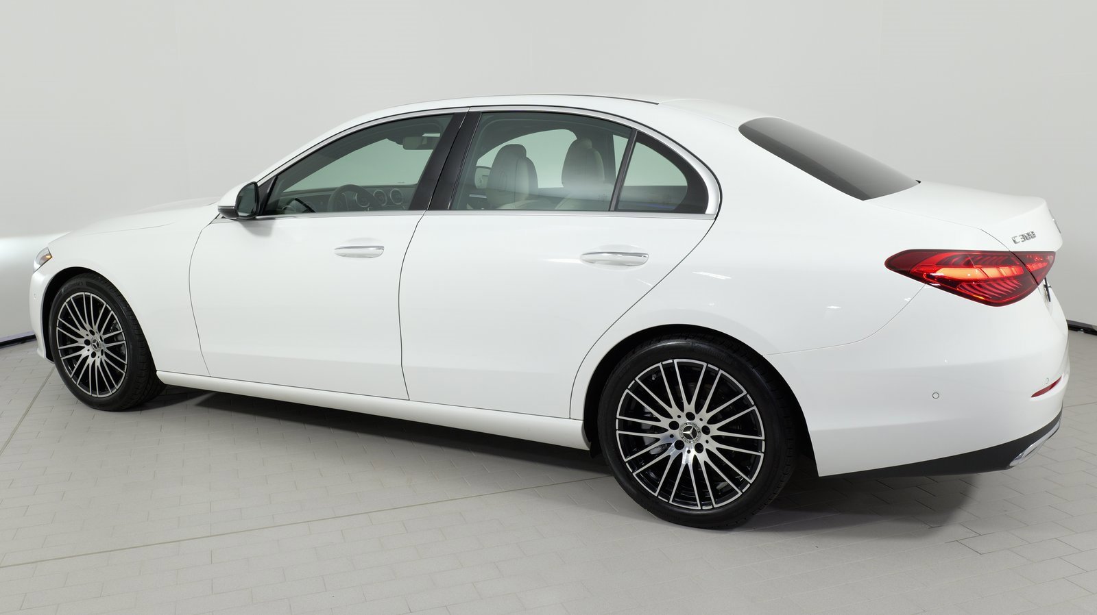 Used 2024 Mercedes-Benz C 300 4MATIC Sedan image 42