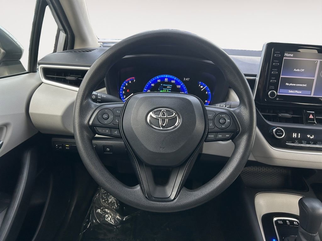 Used 2021 Toyota Corolla LE image 13