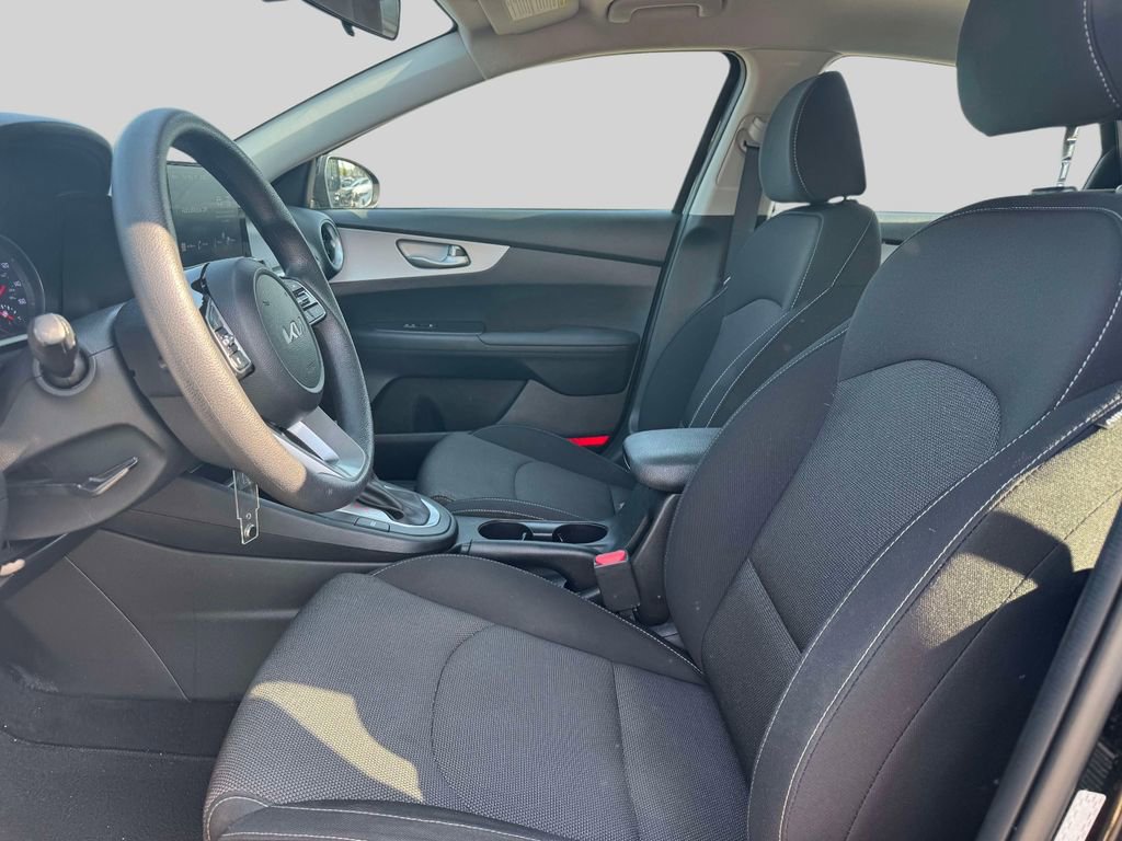 Used 2023 Kia Forte LXS FWD image 13