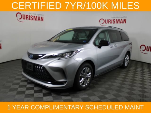 Used 2023 Toyota Sienna XSE AWD/4WD image 3